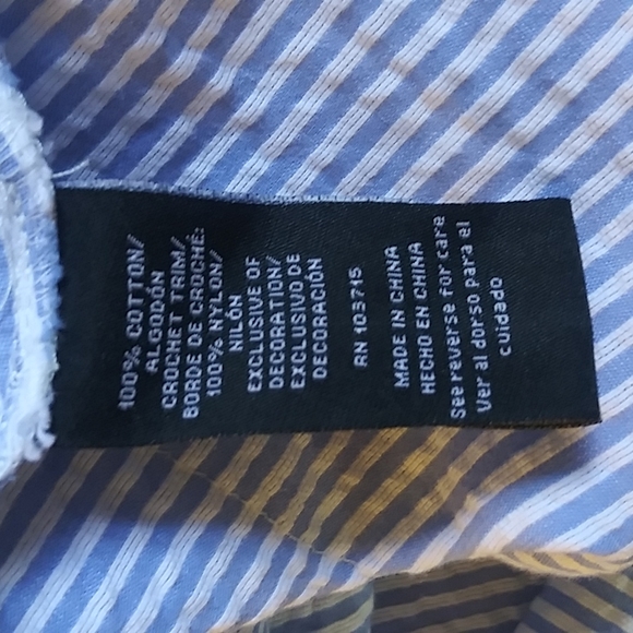 Lace trim flutter sleeve striped flowy blouse with rear eyelet tie detail - Picture 8 of 8